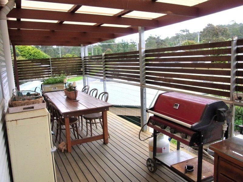 13 Emblen Street, Eden NSW 2551