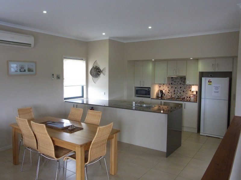 Unit 1//2 Lake Street, Eden NSW 2551