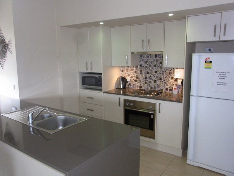 Unit 1//2 Lake Street, Eden NSW 2551