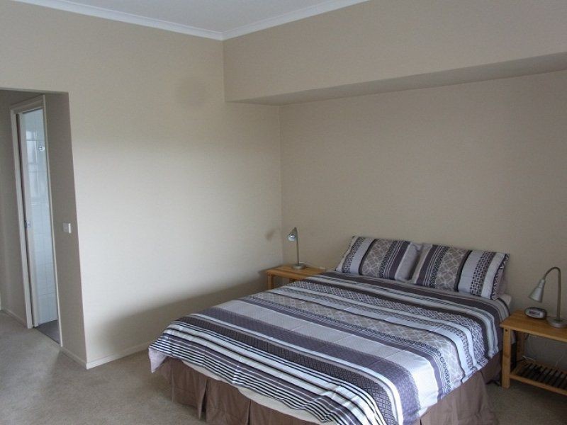 Unit 1//2 Lake Street, Eden NSW 2551