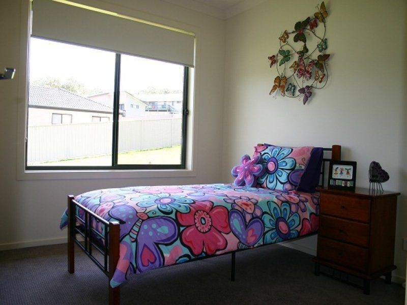 1 Albacore Crescent, Eden NSW 2551