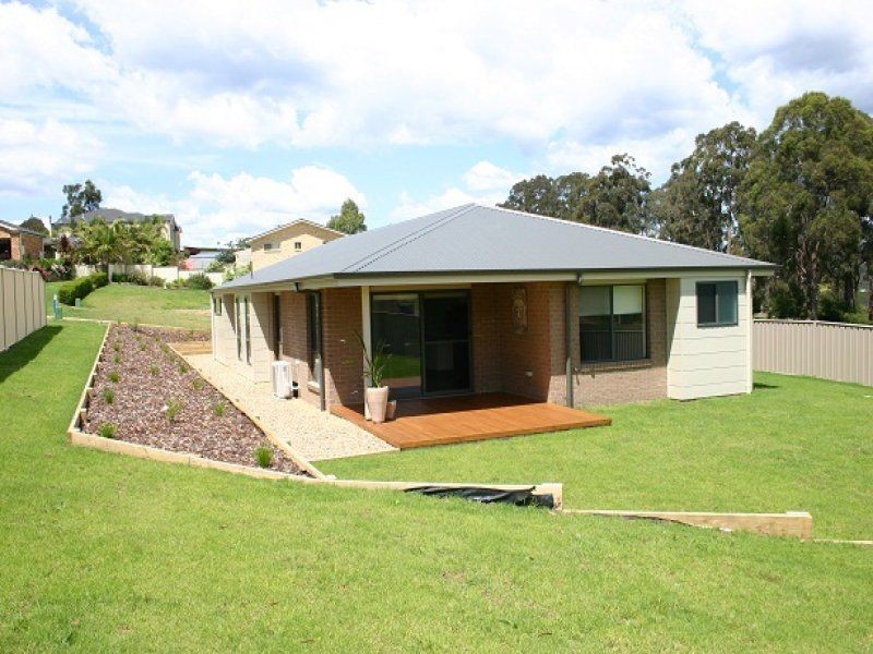 1 Albacore Crescent, Eden NSW 2551
