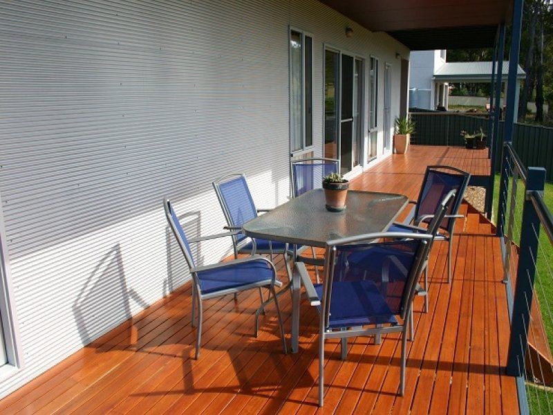 17 Albacore Crescent, Eden NSW 2551