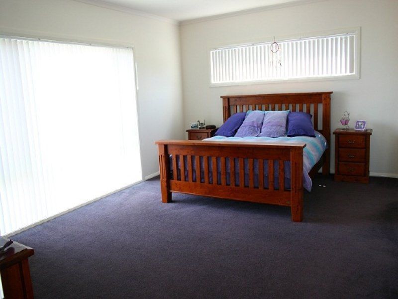 17 Albacore Crescent, Eden NSW 2551