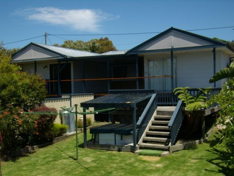14 Maling Street, Eden NSW 2551