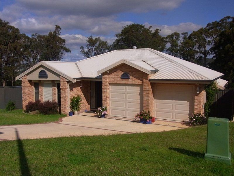 19 Kingfisher Circuit, Eden NSW 2551