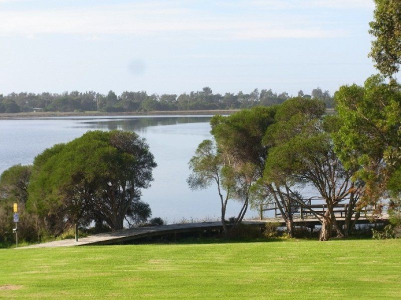 46 LAKESIDE Drive, Eden NSW 2551