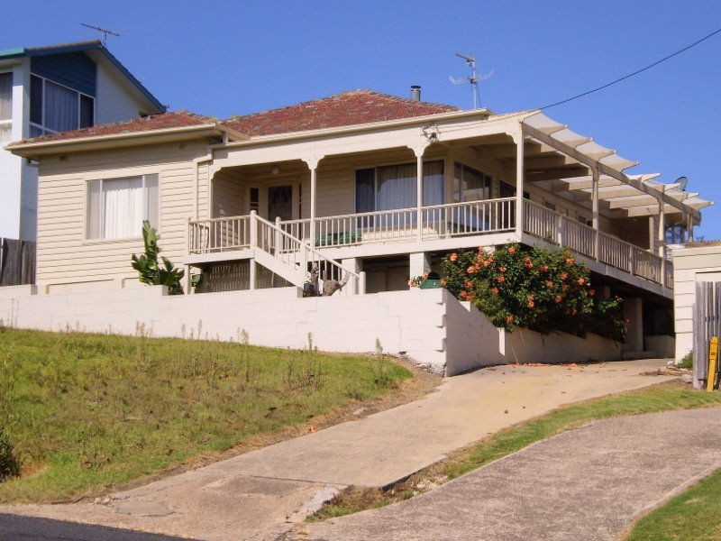 2 Weecoon Street, Eden NSW 2551