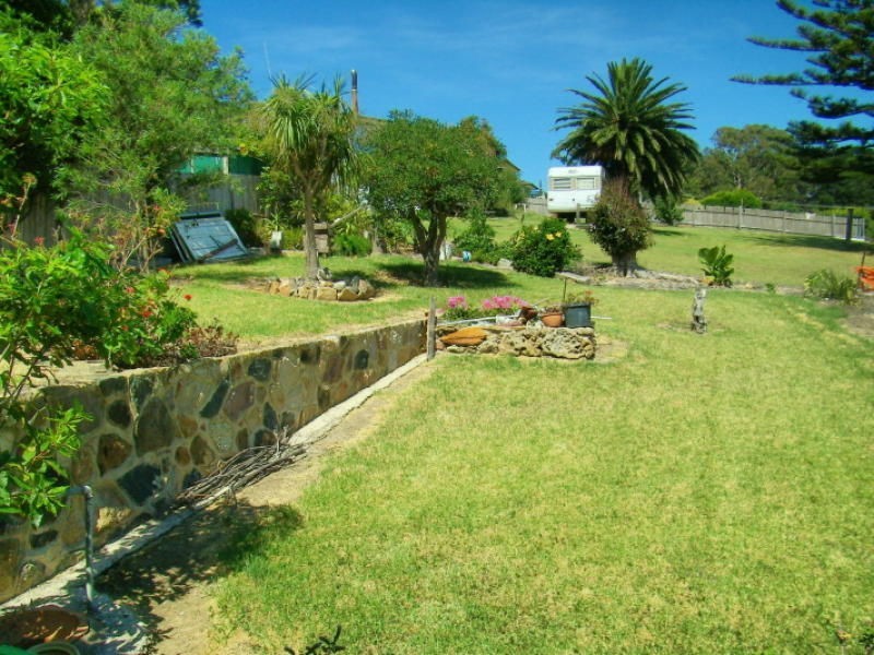 2 Weecoon Street, Eden NSW 2551