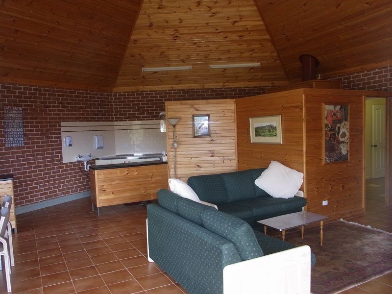 16 Eurack Court, Kiah NSW 2551