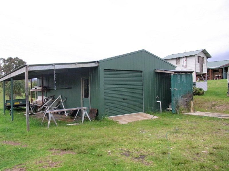 972 Back Creek Road, Lochiel NSW 2549
