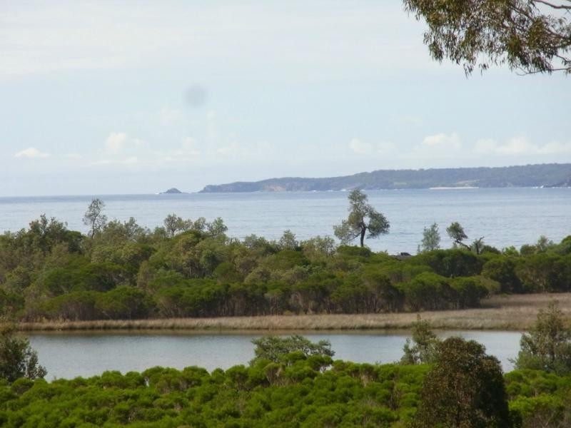 L105 Kingfisher Circuit, Eden NSW 2551