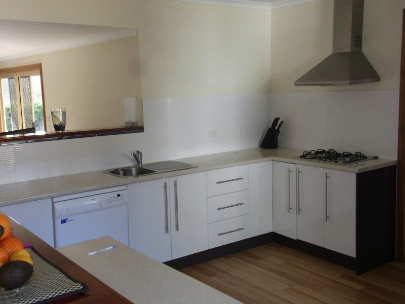 18 Emblen Street, Eden NSW 2551