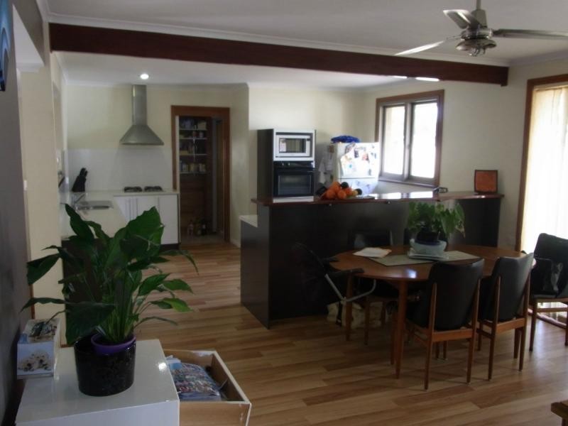 18 Emblen Street, Eden NSW 2551