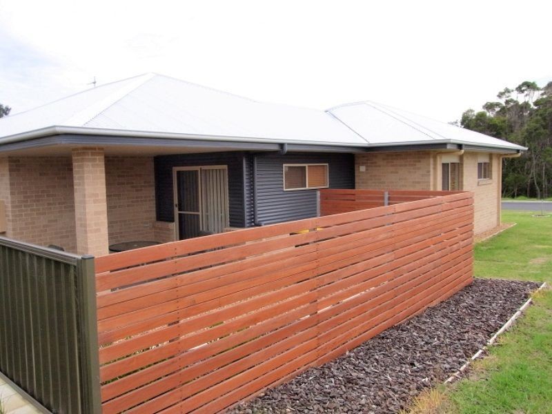 9 Wave Street, Eden NSW 2551