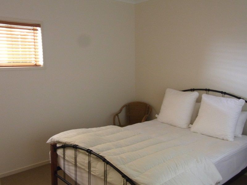 9 Wave Street, Eden NSW 2551