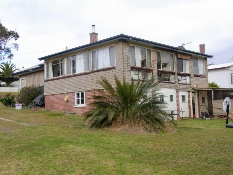 11 Mitchell Street, Eden NSW 2551