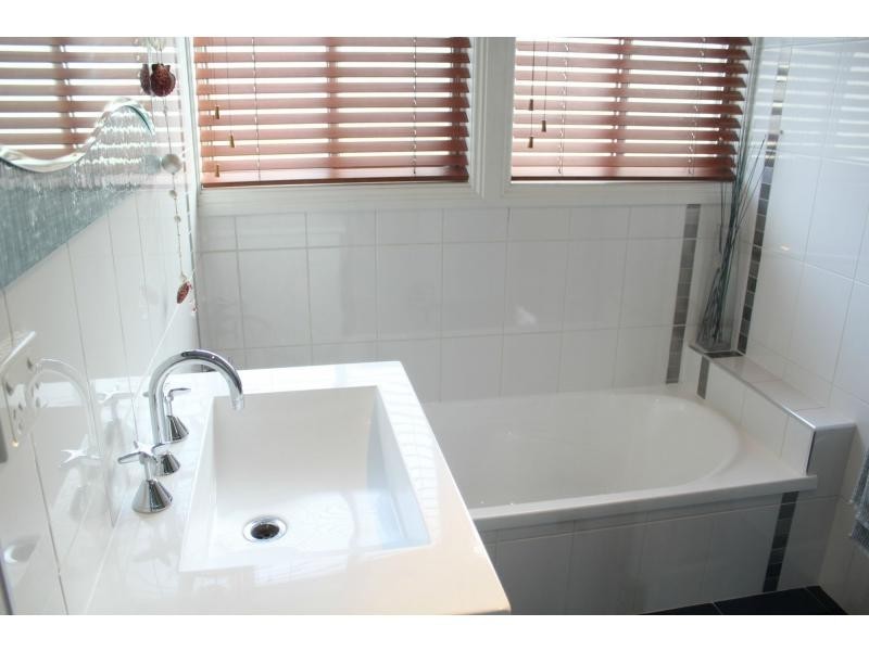 6 Storey Avenue, Eden NSW 2551