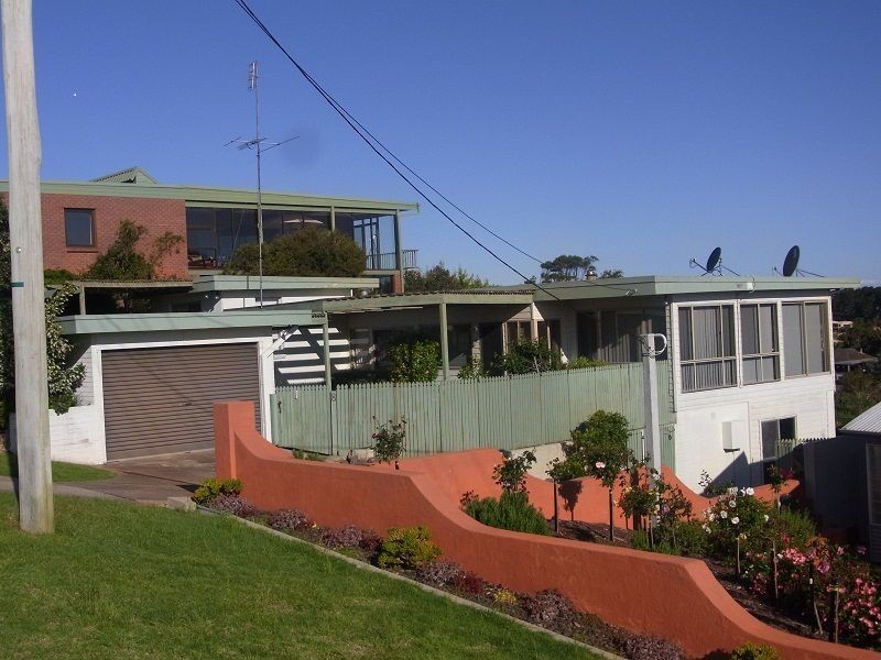 8 Cocora Street, Eden NSW 2551