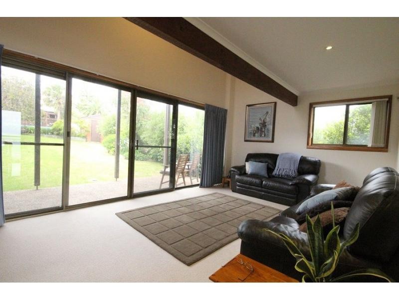 10 Yule Street, Eden NSW 2551