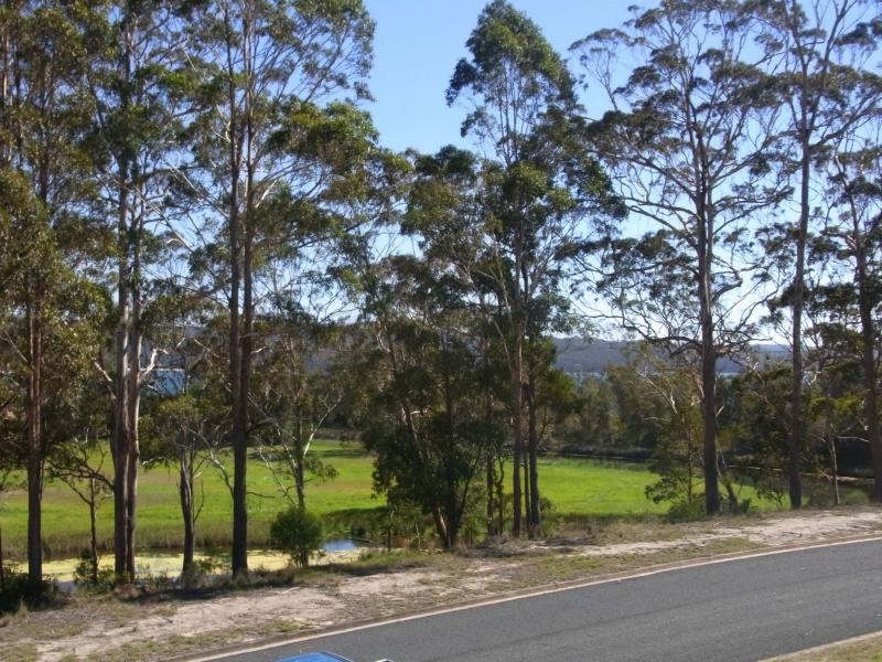 Unit 1/37 Ben Boyd Parade, Boydtown NSW 2551