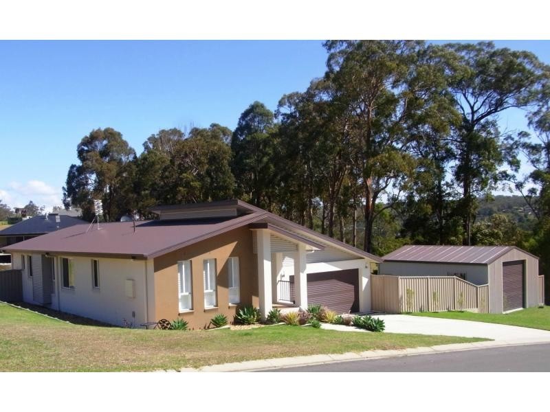 1 Kingfisher Circuit, Eden NSW 2551