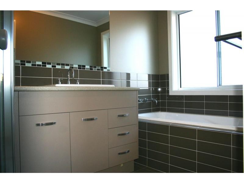 1 Kingfisher Circuit, Eden NSW 2551