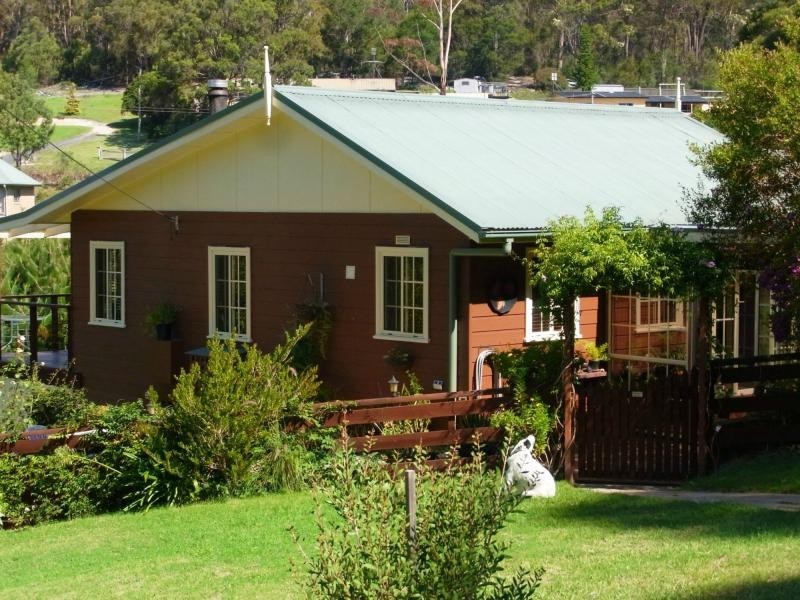 100 West Street, Eden NSW 2551