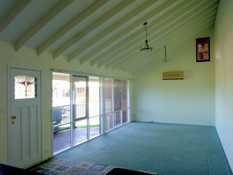16 Blue Marlin Court, Eden NSW 2551
