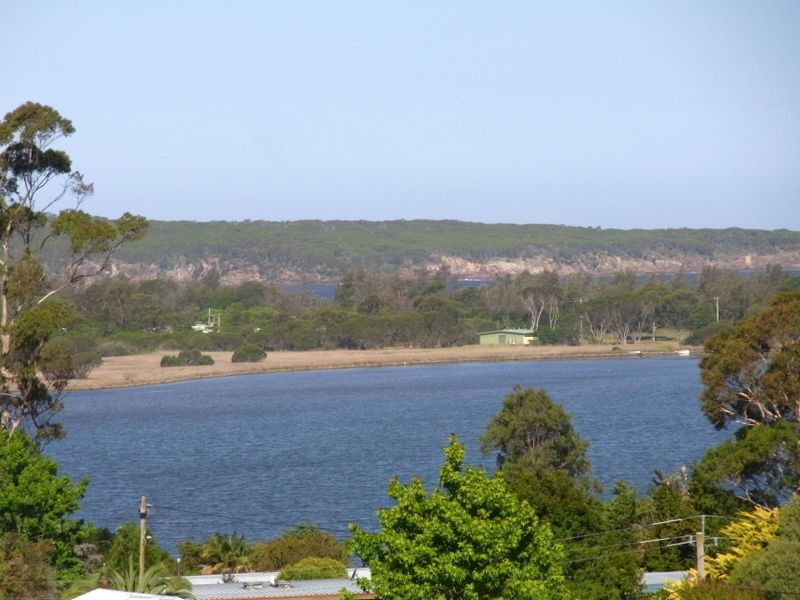 16 Blue Marlin Court, Eden NSW 2551