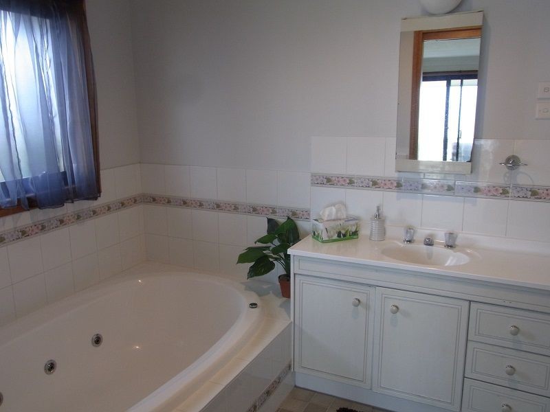 21 Victoria Terrace, Eden NSW 2551