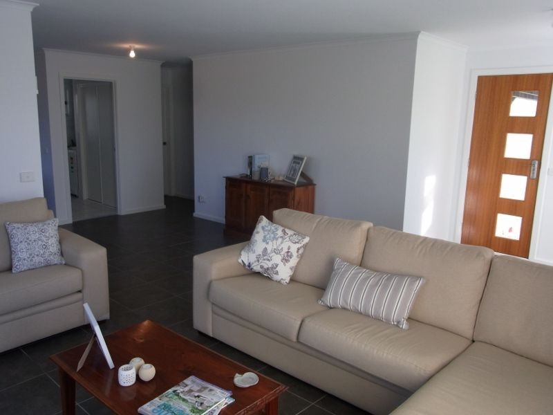 13 Kingfisher Circuit, Eden NSW 2551