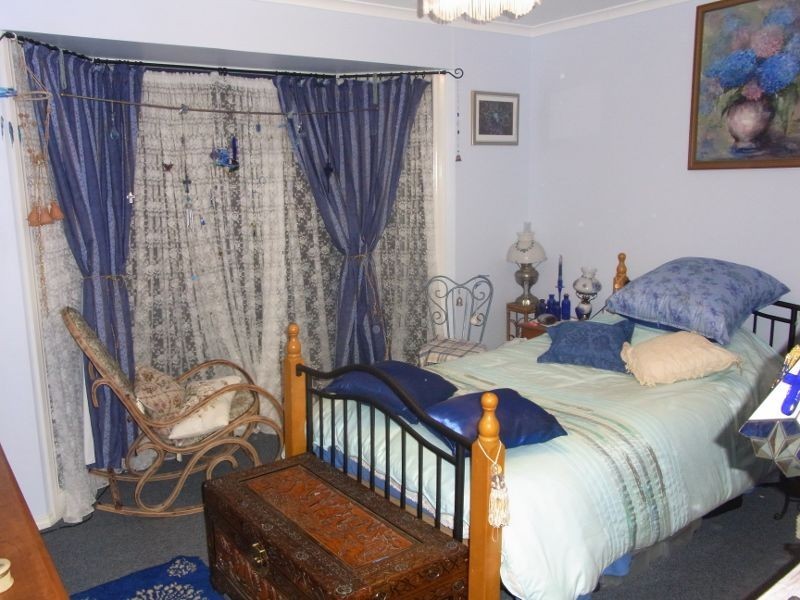 33 Lakeside Drive, Eden NSW 2551