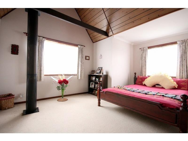 11 West Street, Eden NSW 2551