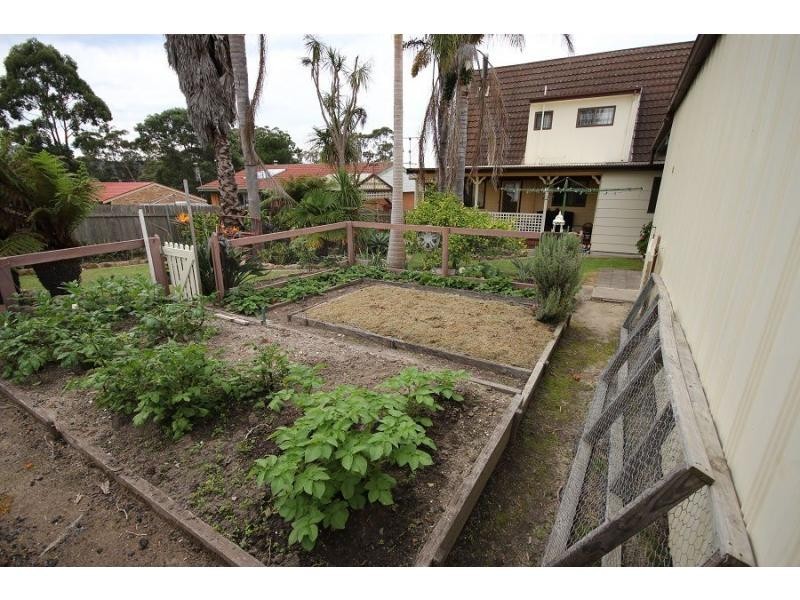 11 West Street, Eden NSW 2551