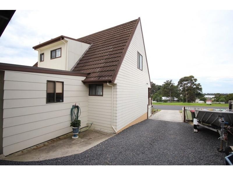 11 West Street, Eden NSW 2551
