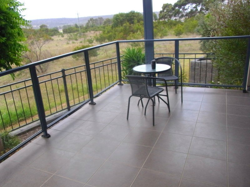 Unit 3/2 Lake Street, Eden NSW 2551