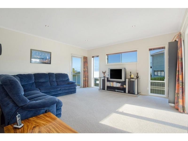 17 Albacore Street, Eden NSW 2551