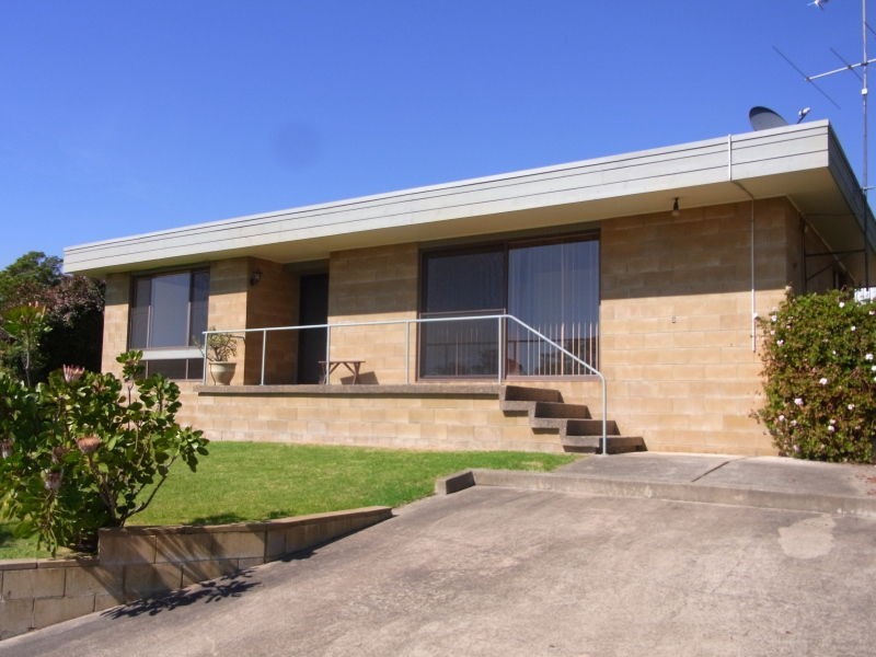 13 Maling Street, Eden NSW 2551