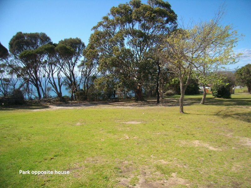 2 Bass Street, Eden NSW 2551