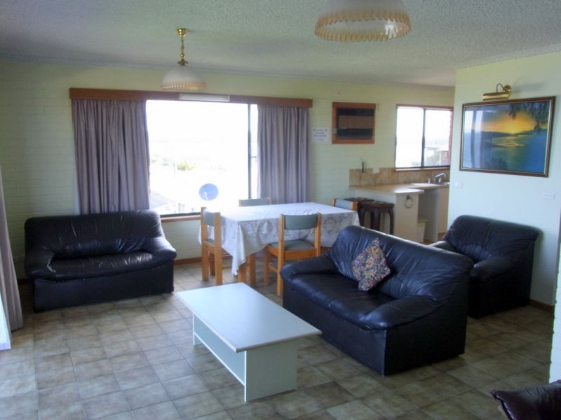 Unit 6/184-186 Imlay Street, Eden NSW 2551