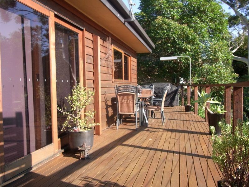 9 Emblen Street, Eden NSW 2551