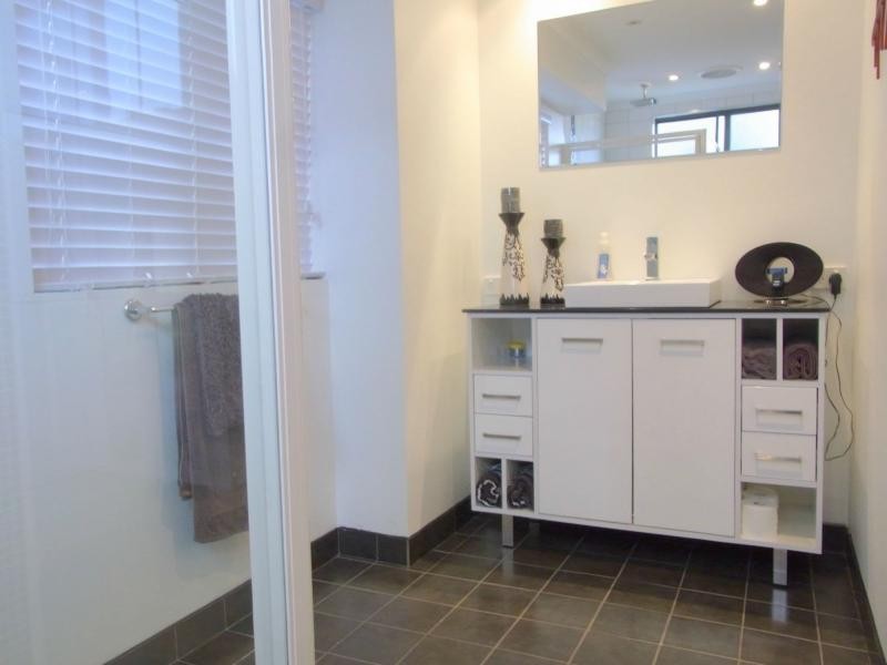 9 Emblen Street, Eden NSW 2551