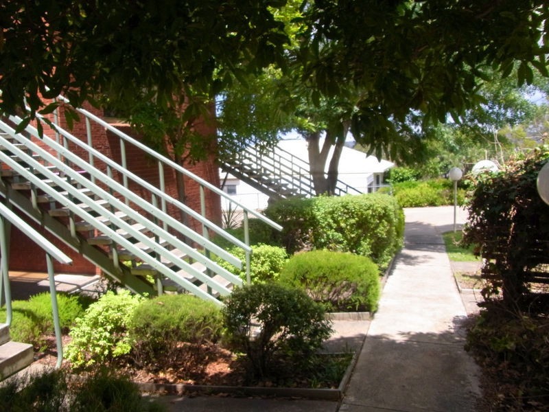 Unit 5/184-186 Imlay Street, Eden NSW 2551