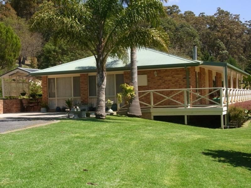 22 Hopkins Street, Eden NSW 2551