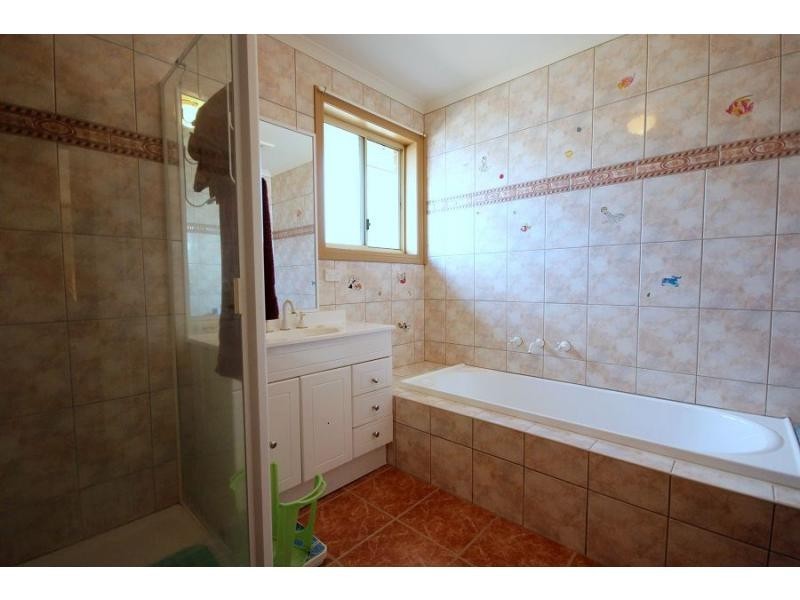 6 Hollydale Place, Eden NSW 2551