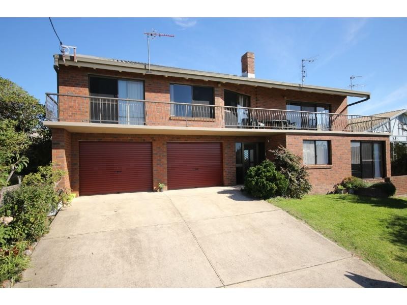 9 Hosies Road, Eden NSW 2551