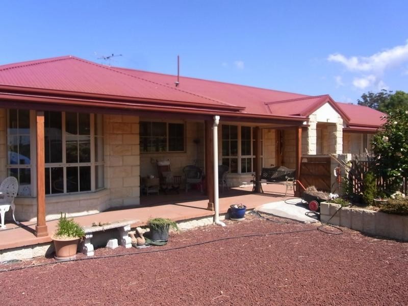 103 Oaklands Road, Pambula NSW 2549