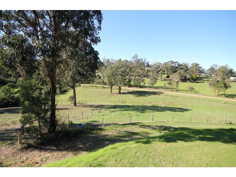 69 Jim McMahon Drive, Kiah NSW 2551