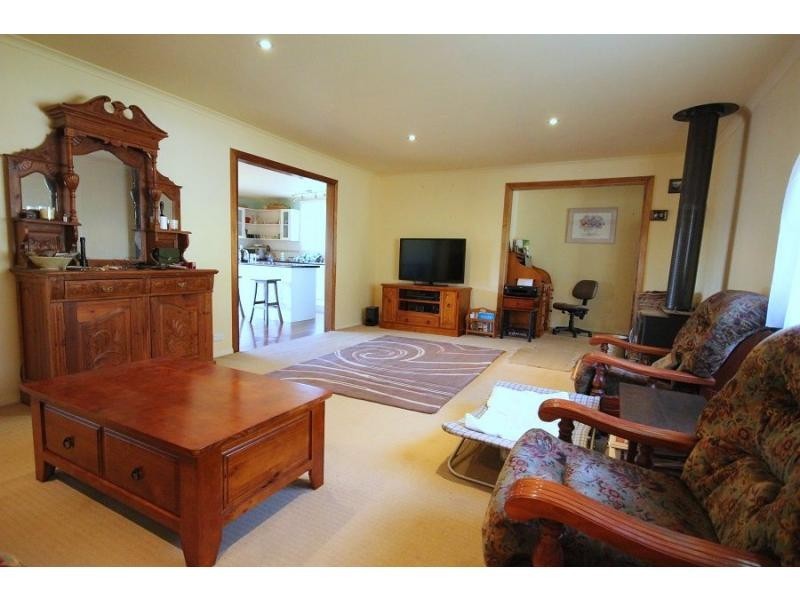 69 Jim McMahon Drive, Kiah NSW 2551